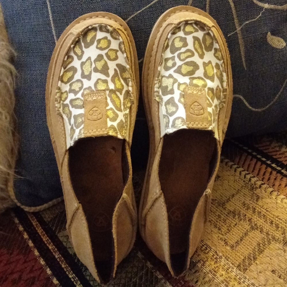 Ariat shoes